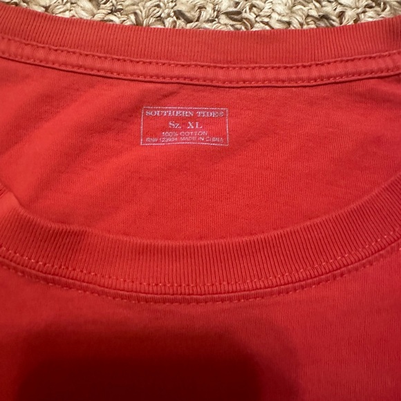 Lot of 4 Sputhern Tide T-Shirts size XL multiple designs and colors - Picture 12 of 12